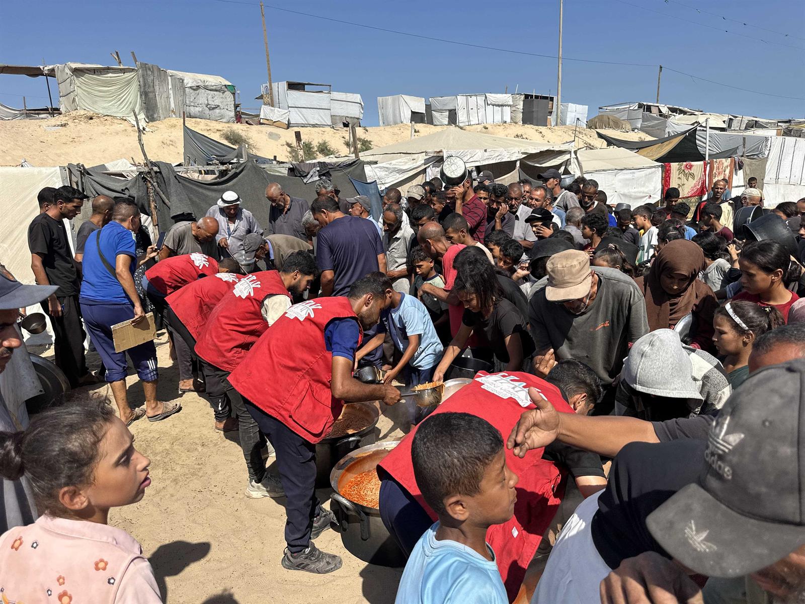 Gazze'de Sıcak Yemek İkramı gazze sıcak yemek (1)-5-min