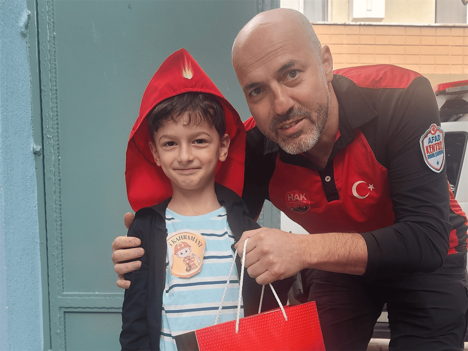 Çocuklarla Yangın Tatbikatı yangın eğitimi edep eğitim merkezi (5)