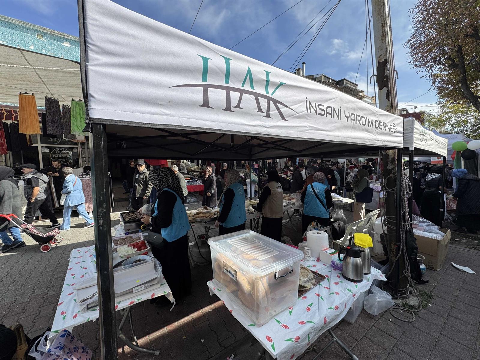 Hanım Kollarımızdan Gazze İçin Kermes gazze kermes (2)-min