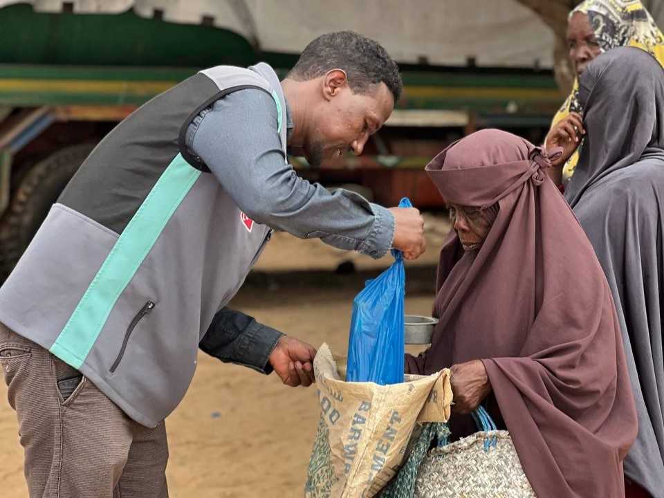 Somali'de Kurban Dağıtımı somali kurban (1)