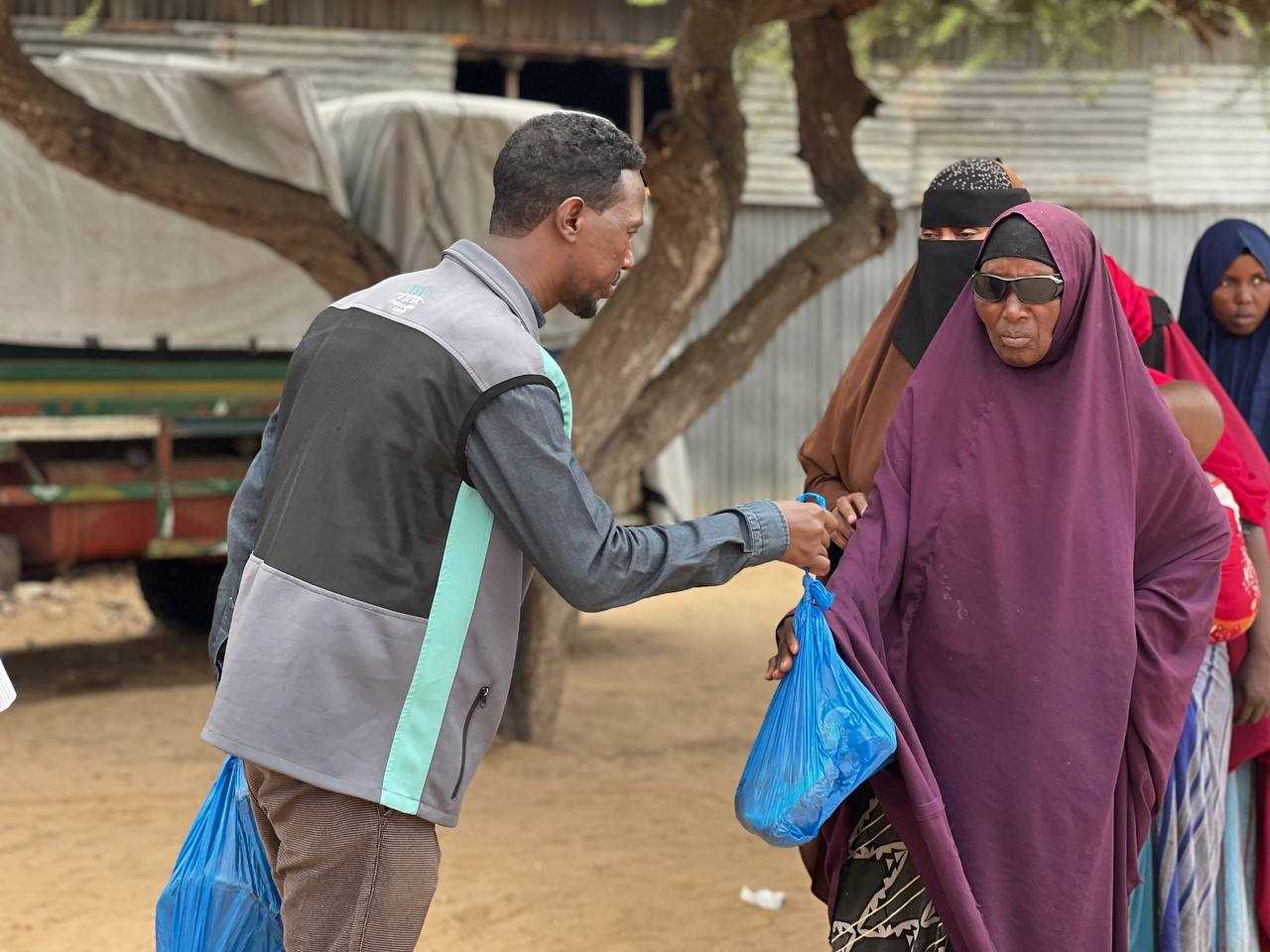 Somali'de Kurban Dağıtımı somali kurban (5)