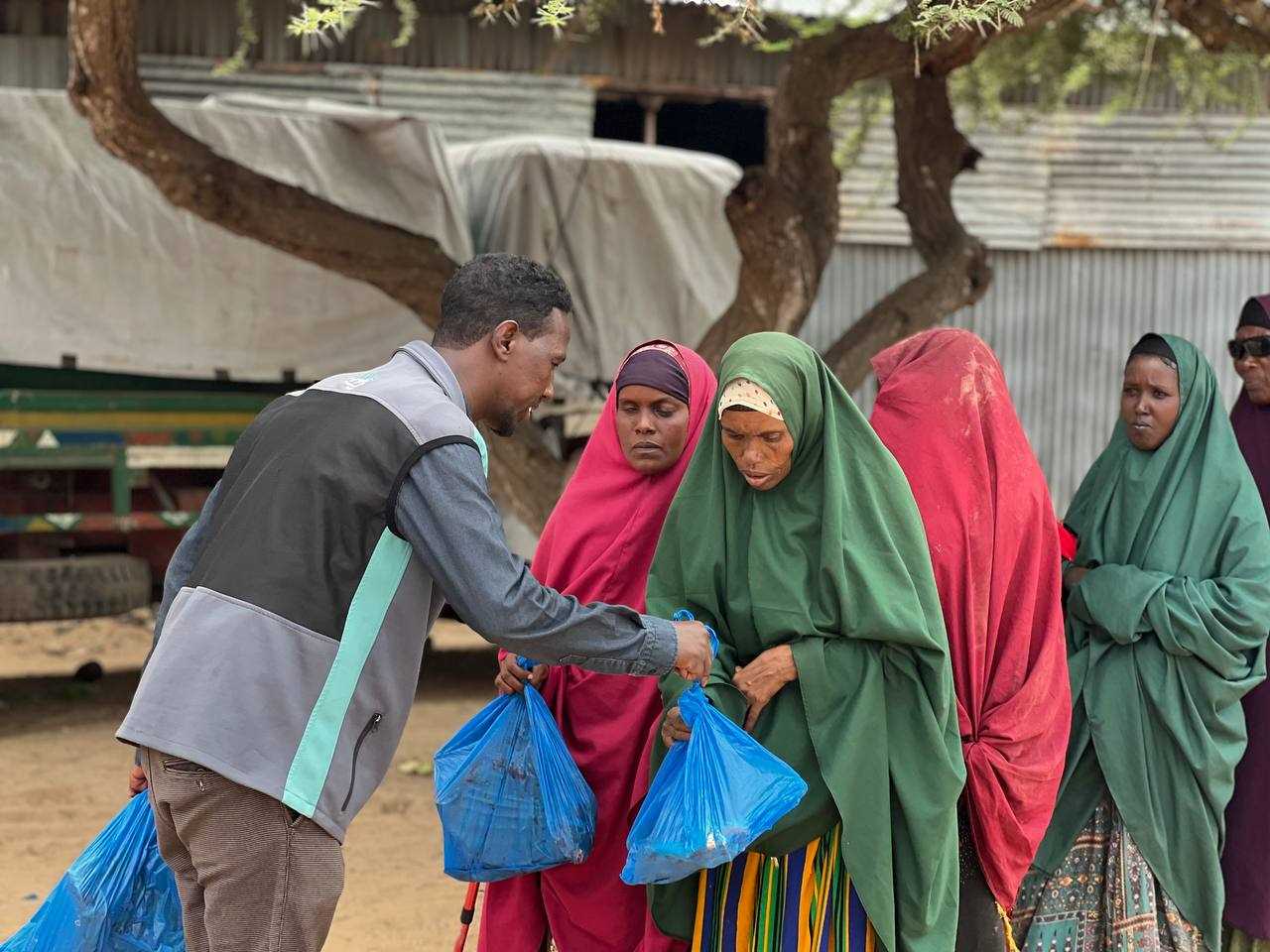 Somali'de Kurban Dağıtımı somali kurban (7)