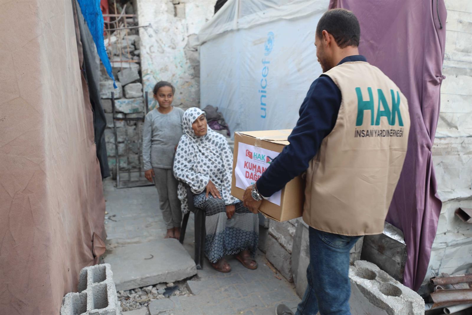 Gazze'de Kumanya Dağıtımı gazze kumanya (5)