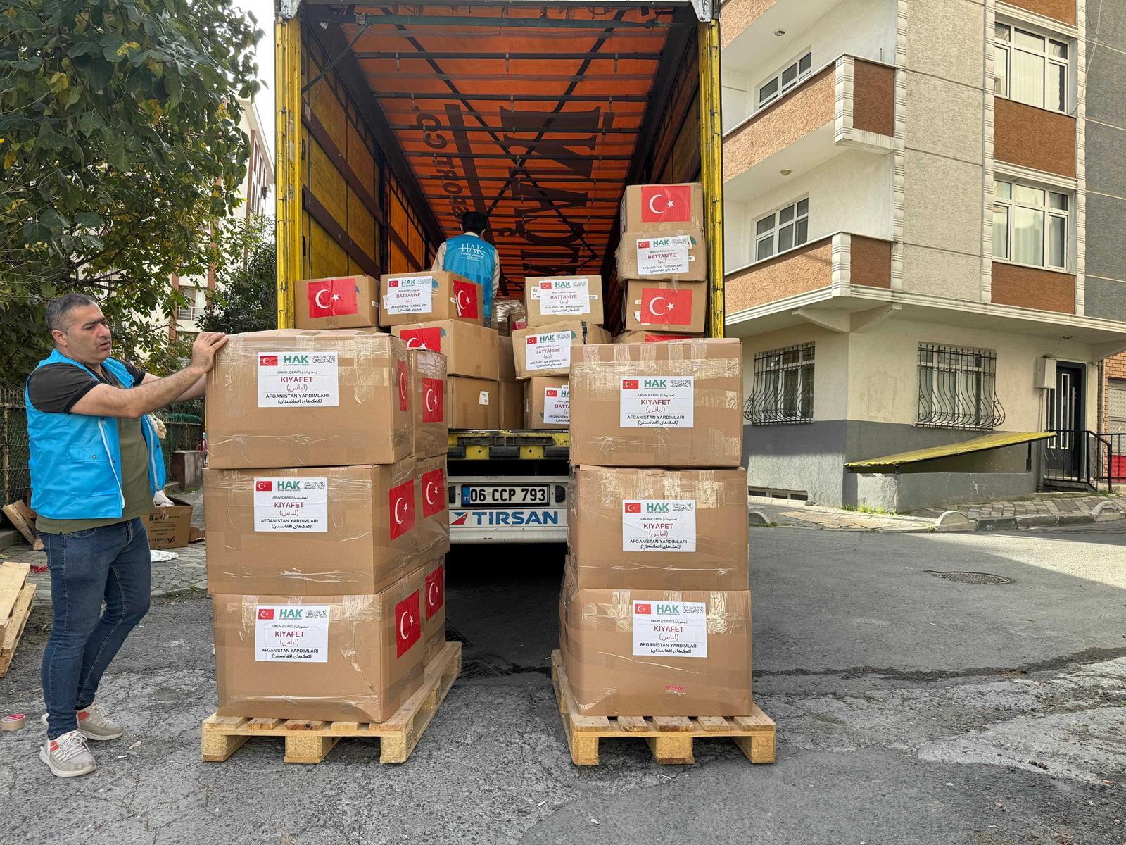 Afganistan'a İnsani Yardım afganistan trens (1)