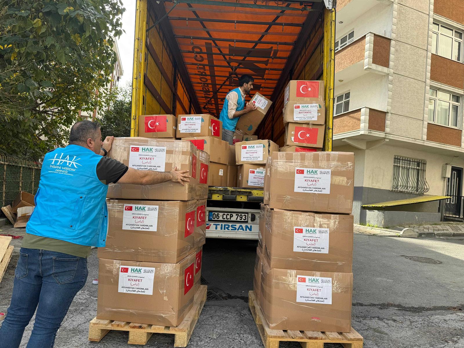 Afganistan'a İnsani Yardım afganistan trens (3)