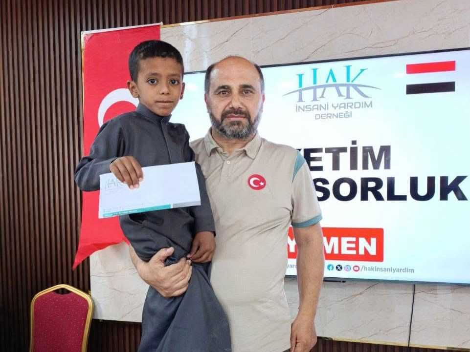Yemen'de Yetimlerle Buluştuk WhatsApp Image 2025-06-12 at 09.47.09 (1)