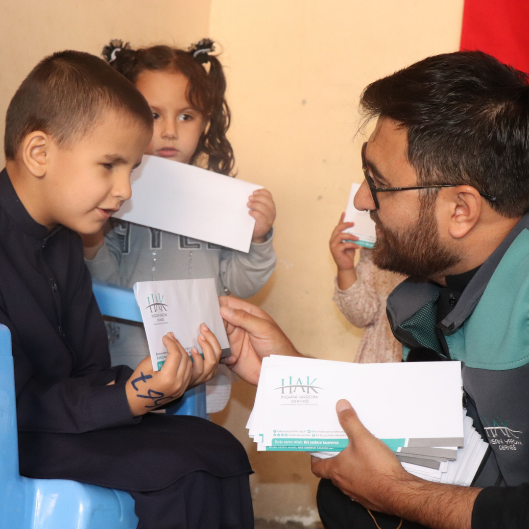 Afganistan'da Yetim Buluşması 7